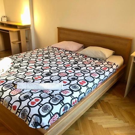 Chez Jitka Et Gautier - A Great Alternative To A Hotel Prague Luaran gambar
