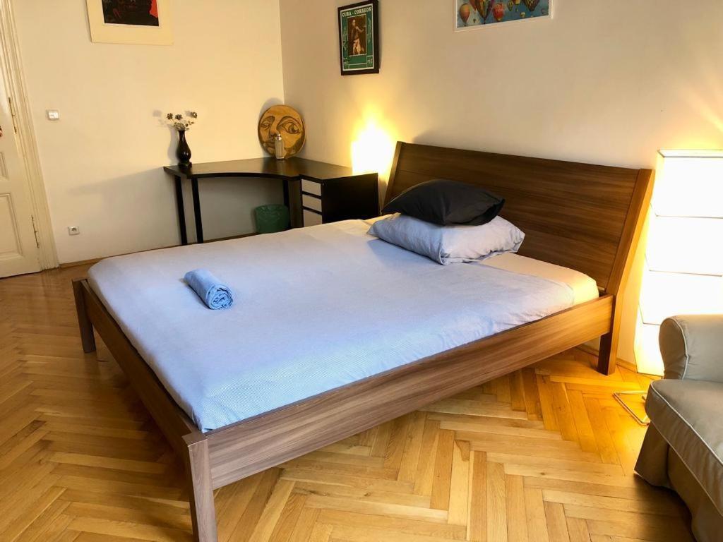 Chez Jitka Et Gautier - A Great Alternative To A Hotel Prague Luaran gambar